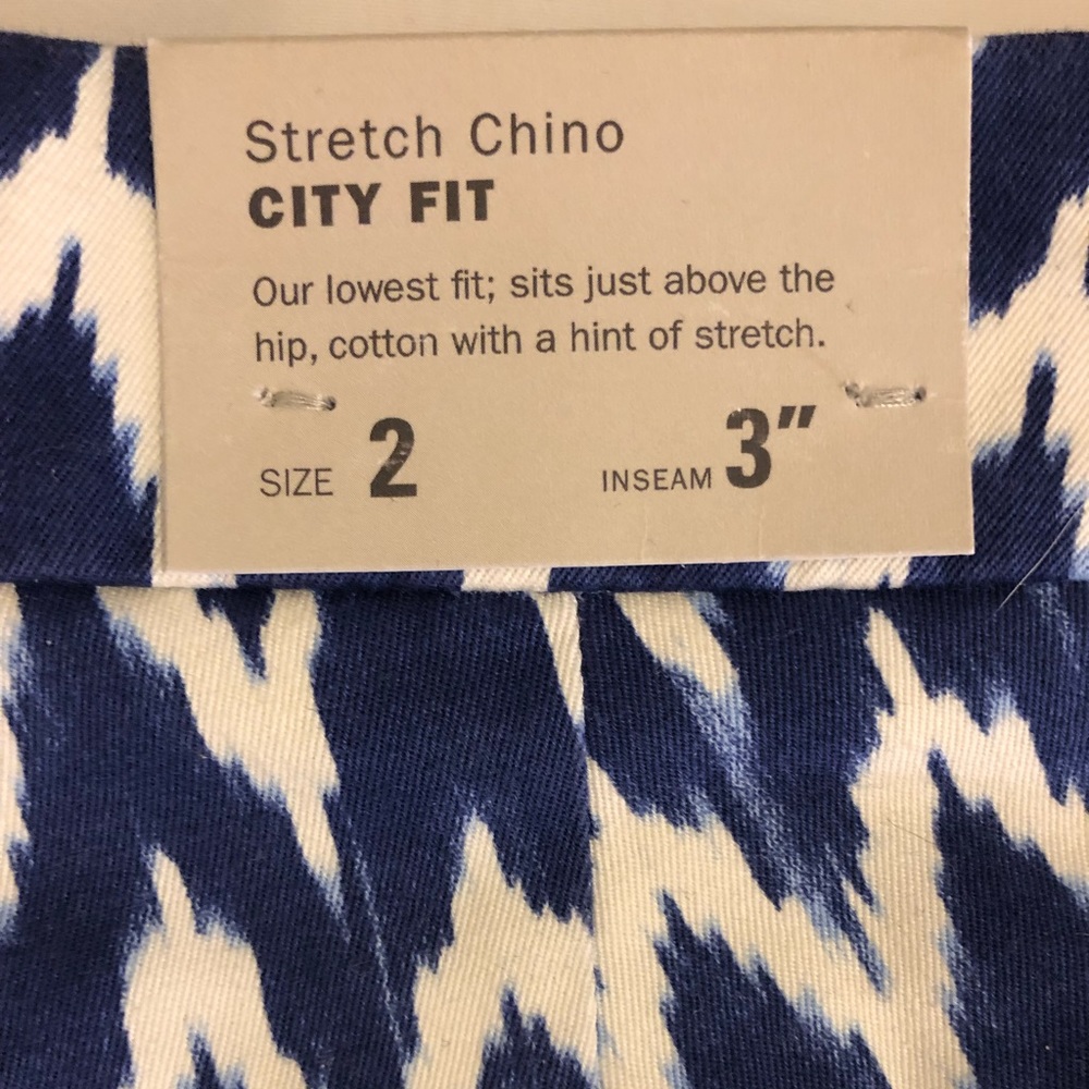 JCrew Pattern Shorts - Picture 3 of 4